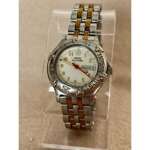 Wenger Swiss Military 091-0682 two-tone stainless steel day/date women's watch